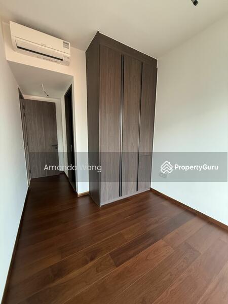 Condominium for Sale: D07, 188105