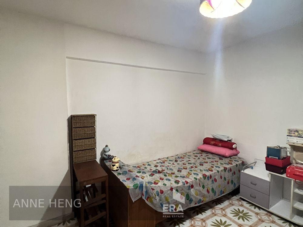 HDB - 2 room for Sale, West Coast Road 704 West Coast Road, SGD 400,000 | Leasehold