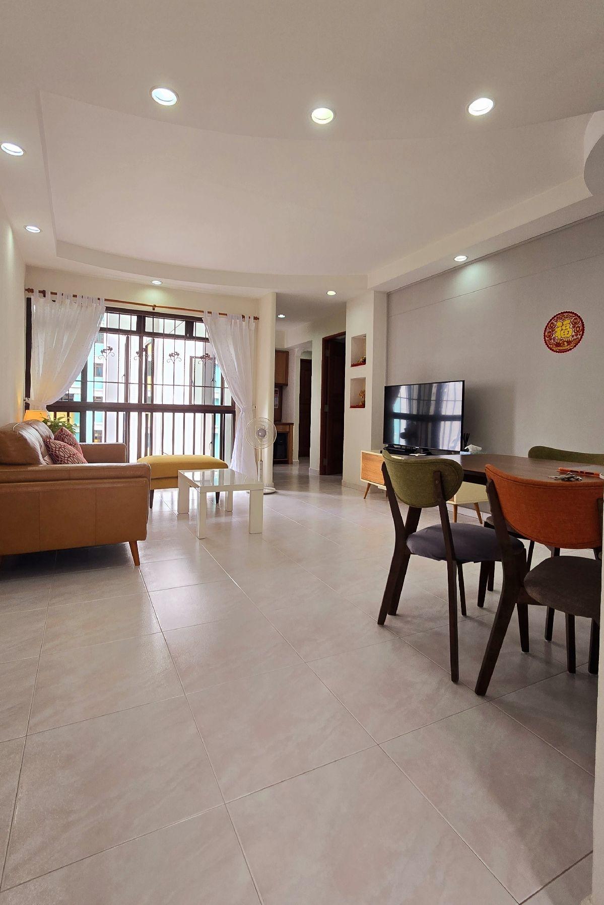 Prop-GPT: HDB Apartment: D19  296C Compassvale Crescent