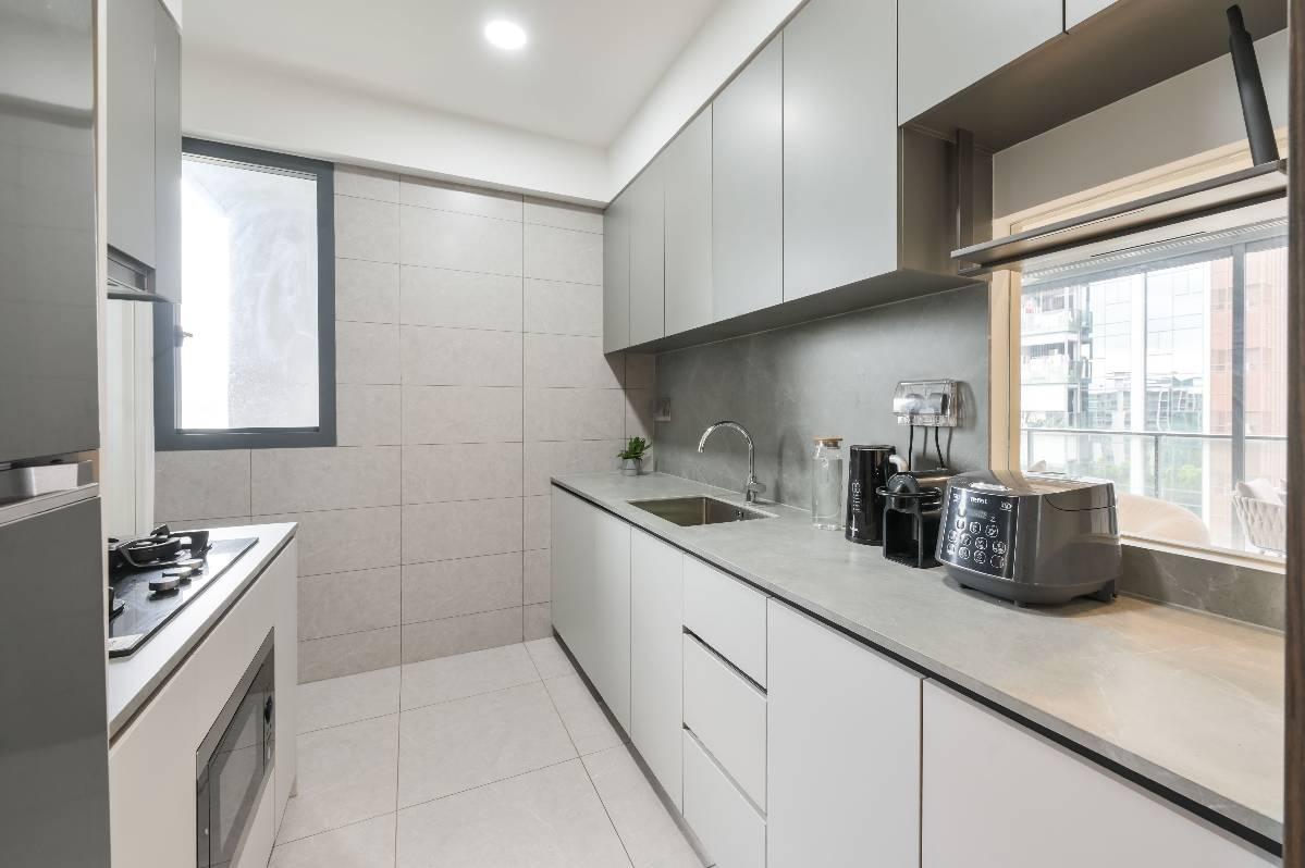 Condominium for Sale, Parc Clematis Condominium For Sale, $2,600,000, 3 Bed 3 Bath 1,044 sqft $2,490.00 psf, SGD 2,600,000 | 99-year Leasehold