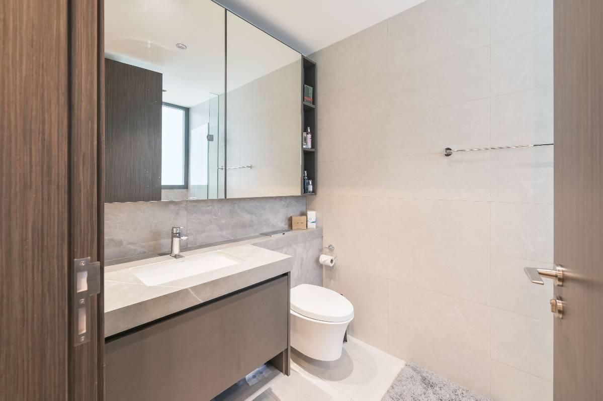 Condominium for Sale, Parc Clematis Condominium For Sale, $2,600,000, 3 Bed 3 Bath 1,044 sqft $2,490.00 psf, SGD 2,600,000 | 99-year Leasehold