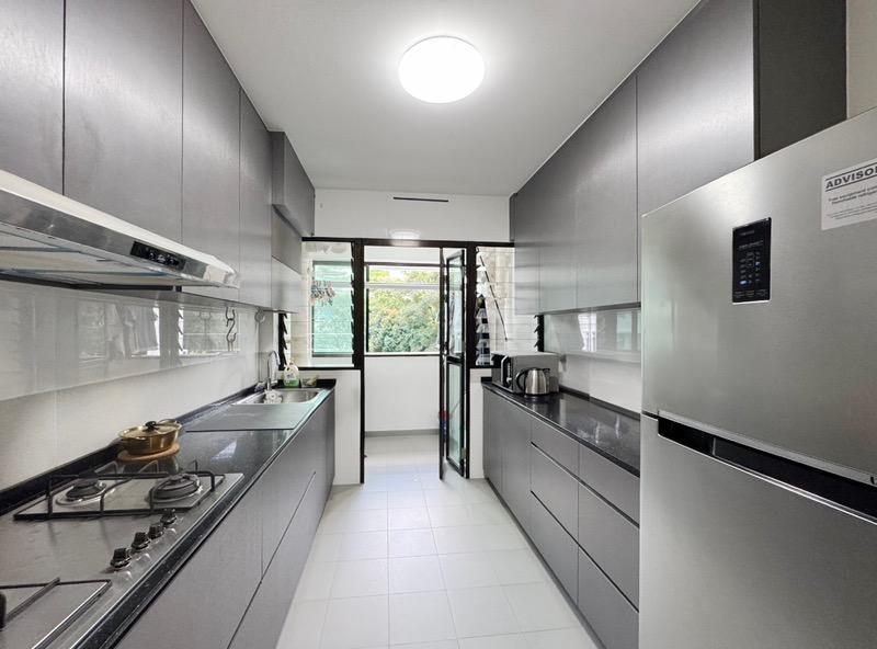 274B Compassvale Bow HDB Apartment For Sale, $750,000, 3 Bed 2 Bath 990 sqft $758.00 psf