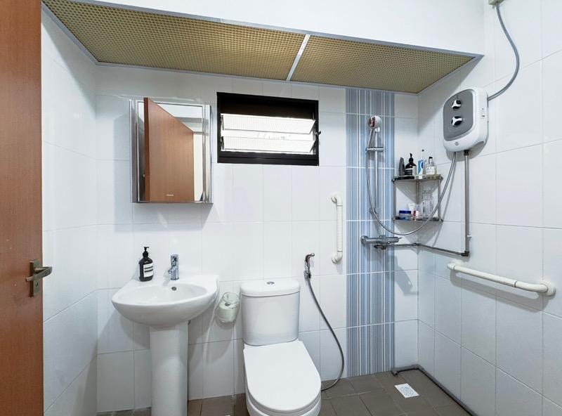 274B Compassvale Bow HDB Apartment For Sale, $750,000, 3 Bed 2 Bath 990 sqft $758.00 psf