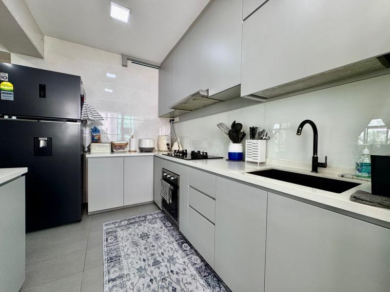 HDB Apartment for Sale: D27, 751101