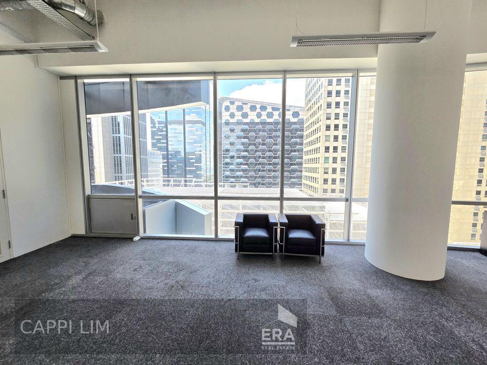 Prop-GPT: Office:   Robinson Road Oxley Tower For Sale