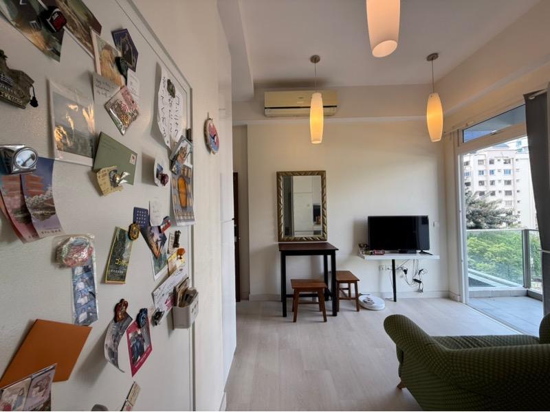 Condominium for Sale, 8 Bassein Condominium For Sale, $880,0001 Bath 431 sqft $2,042.00 psf, SGD 880,000 | Freehold