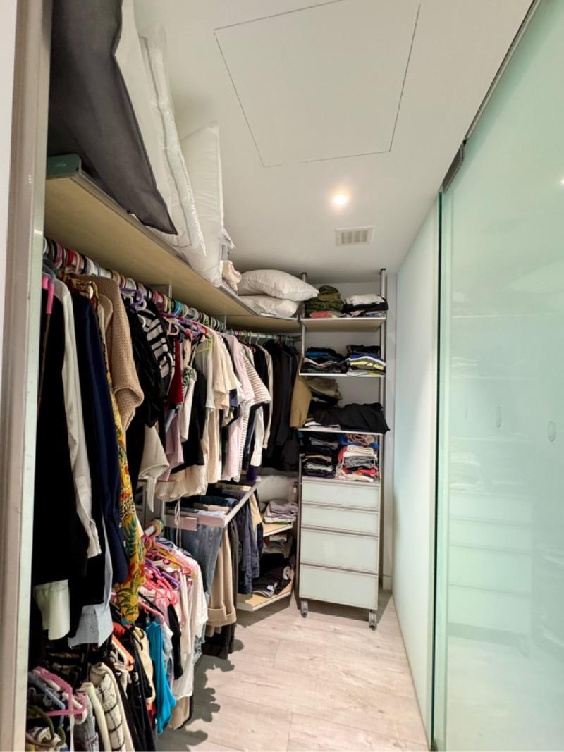 Condominium for Sale, Silversea Condominium For Sale, $2,280,000, 2 Bed 2 Bath 980 sqft $2,327.00 psf, SGD 2,280,000 | 99-year Leasehold