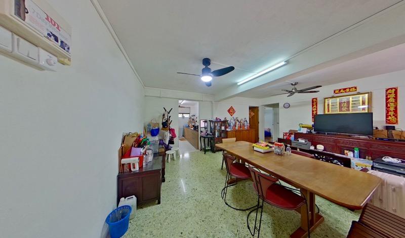 Prop-GPT: HDB Apartment: D12 Toa Payoh 209 Toa Payoh North