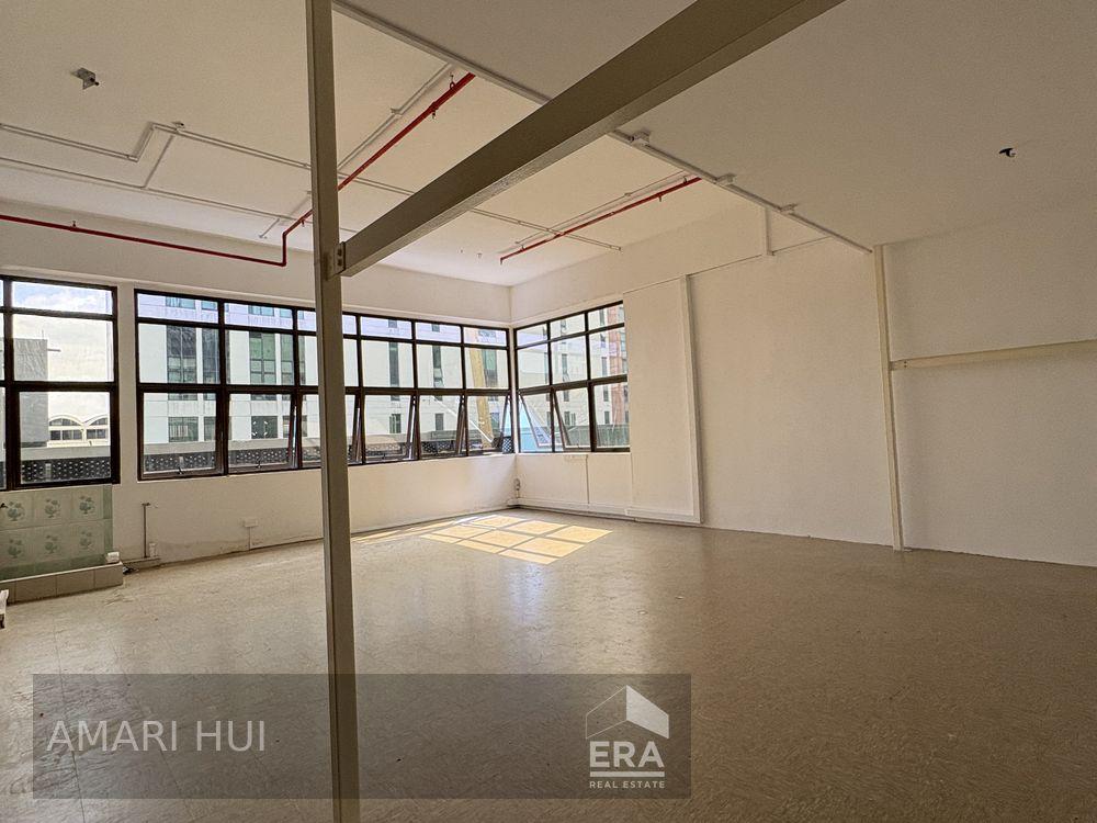 Prop-GPT: Light Industry:   Irving Place The Commerze@Irving For Sale
