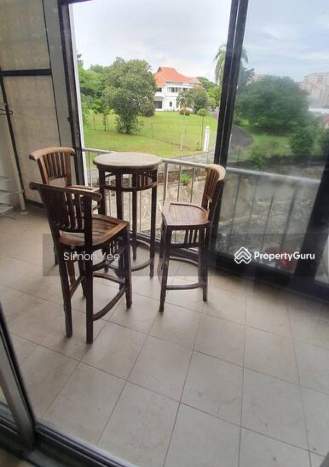 Prop-GPT: Apartment: D09  Orchard Court