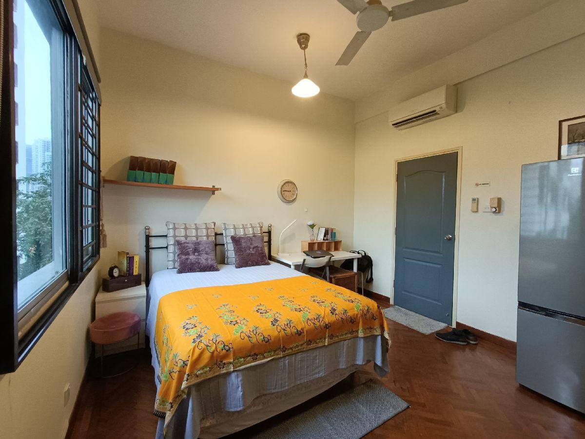 Apartment for Sale, Orchard Court Apartment For Sale, $2,499,900, 3 Bed 3 Bath 1,453 sqft $1,721.00 psf, SGD 2,499,900 | 99-year Leasehold