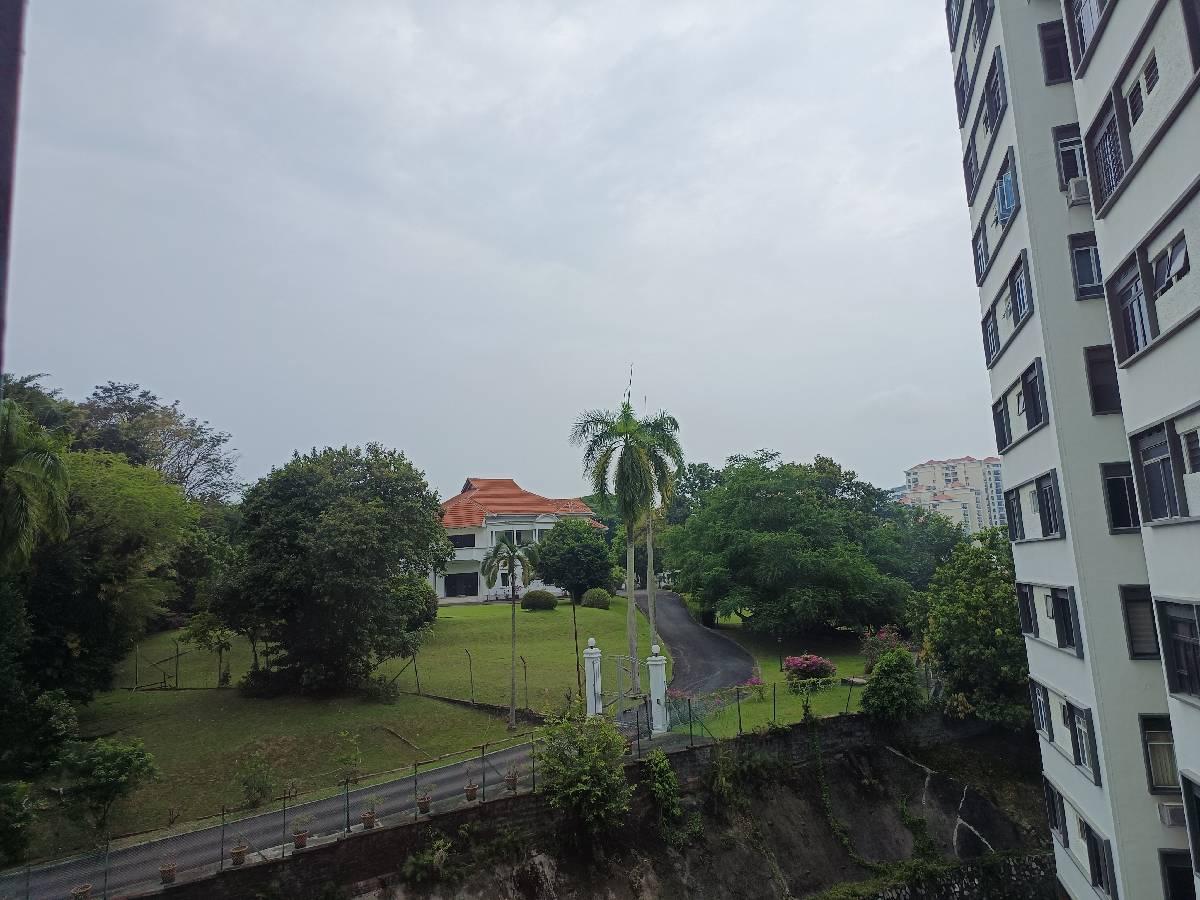 Apartment for Sale, Orchard Court Apartment For Sale, $2,499,900, 3 Bed 3 Bath 1,453 sqft $1,721.00 psf, SGD 2,499,900 | 99-year Leasehold
