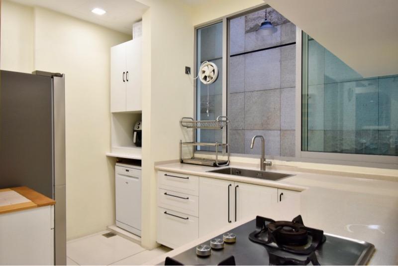 Apartment for Sale: D15, 424218