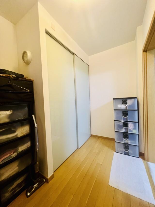 Condominium for Sale, Wilkie Studio Condominium For Sale, $1,300,000, 1 Bed 1 Bath 764 sqft $1,702.00 psf, SGD 1,300,000 | Freehold