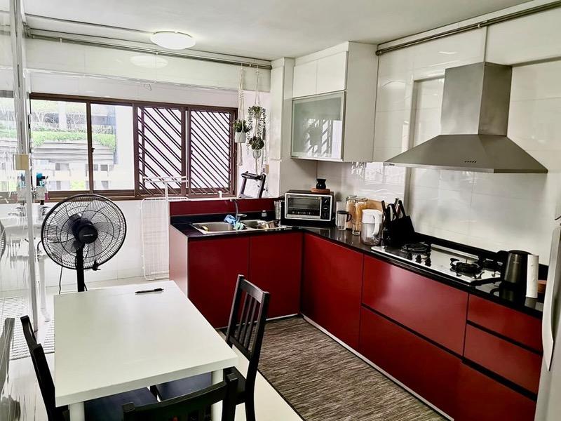 HDB Apartment for Sale. 