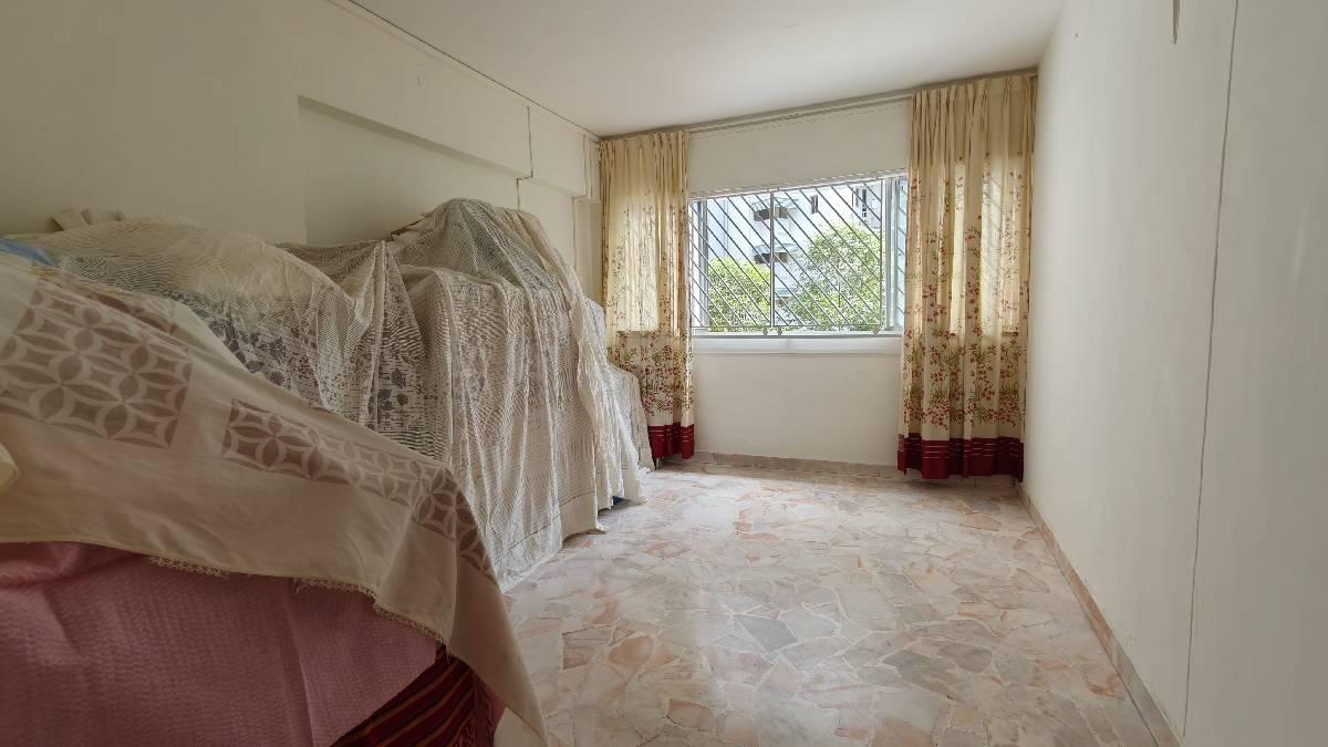 725 Bedok Reservoir Road HDB Apartment For Sale, $950,000, 4 Bed 2 Bath 1,528 sqft $622.00 psf