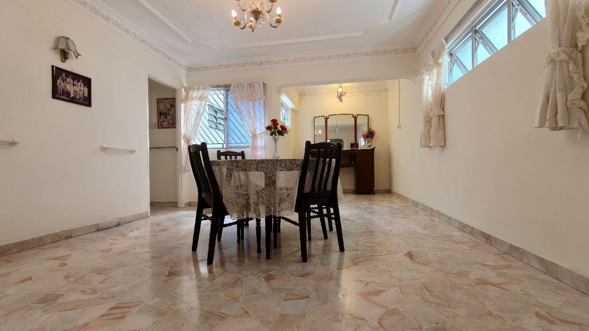 725 Bedok Reservoir Road HDB Apartment For Sale, $950,000, 4 Bed 2 Bath 1,528 sqft $622.00 psf