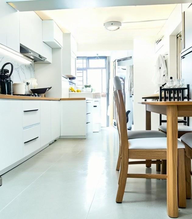 HDB Apartment for Sale, 4 Bedok South Avenue 1 HDB Apartment For Sale, $488,000, 2 Bed 2 Bath 700 sqft $697.00 psf, SGD 488,000 | 99-year Leasehold