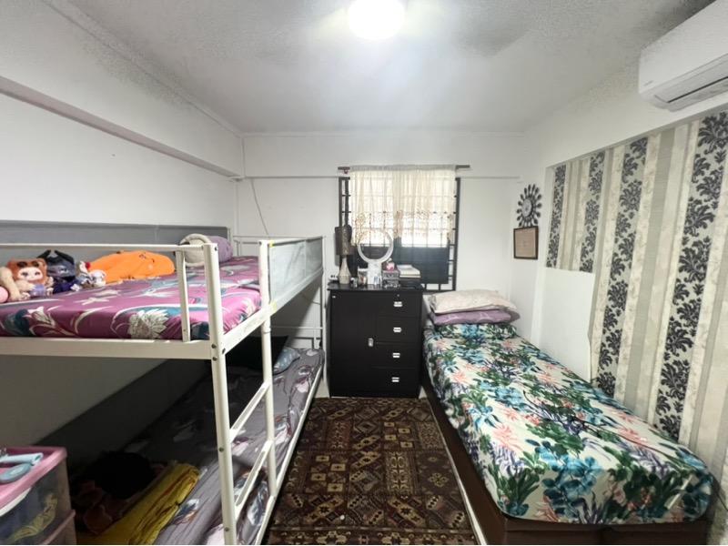 HDB Apartment for Sale, 403 Hougang Avenue 10 HDB Apartment For Sale, $445,000, 2 Bed 2 Bath 721 sqft $617.00 psf, SGD 445,000 | 99-year Leasehold
