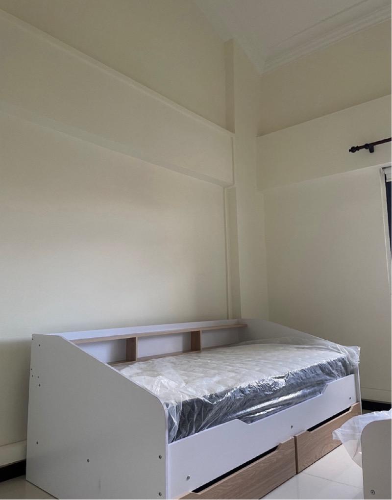 HDB Apartment for Sale, 146 Potong Pasir Avenue 1 HDB Apartment For Sale, $888,000, 3 Bed 2 Bath 947 sqft $938.00 psf, SGD 888,000 | 99-year Leasehold
