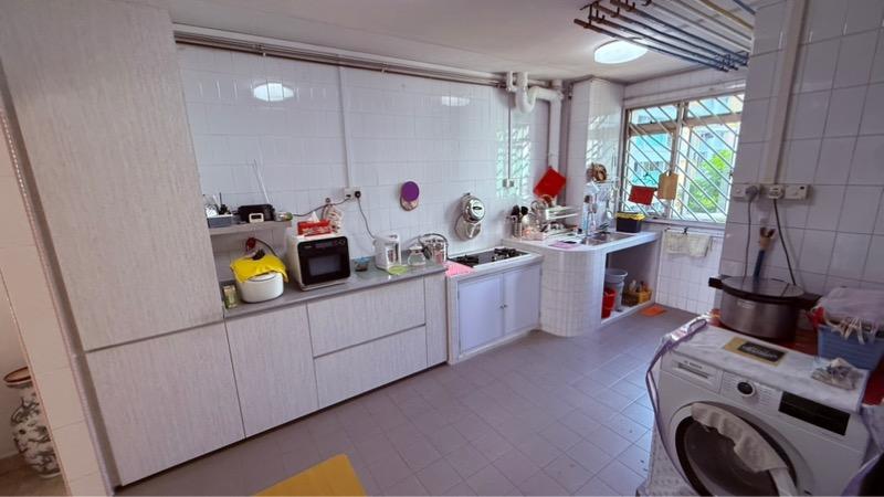 HDB Apartment for Sale, 306 Yishun Central HDB Apartment For Sale, $708,000, 3 Bed 2 Bath 1,313 sqft $539.00 psf, SGD 708,000 | 99-year Leasehold