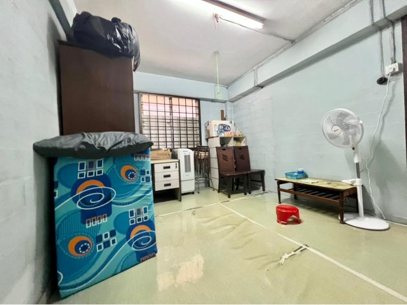 Prop-GPT: HDB Apartment: D17  1 Changi Village Road