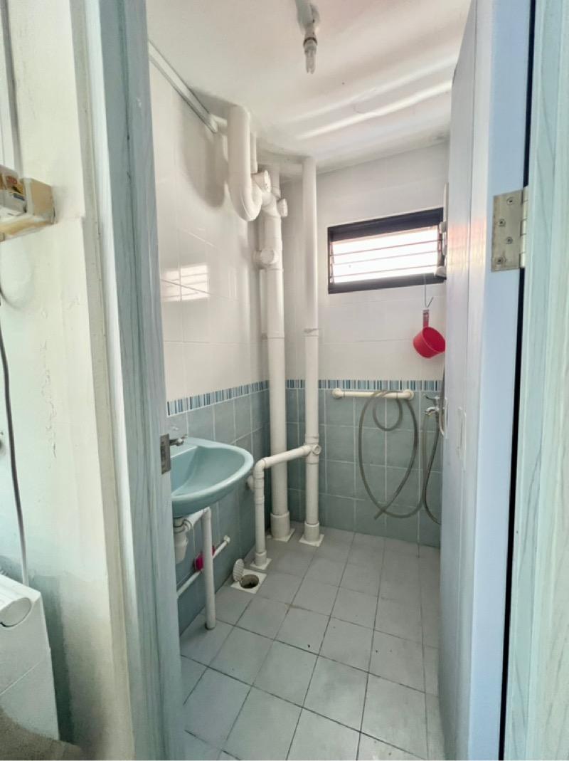 HDB Apartment for Sale, 1 Changi Village Road HDB Apartment For Sale, $350,000, 2 Bed 2 Bath 710 sqft $493.00 psf, SGD 350,000 | 99-year Leasehold