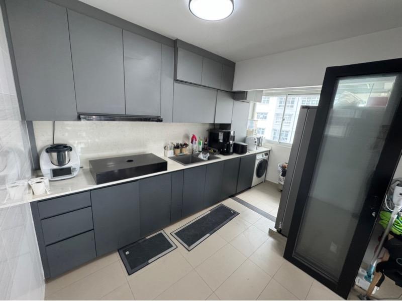 83B Circuit Road HDB Apartment For Sale, $1,100,000, 3 Bed 2 Bath 1,022 sqft $1,076.00 psf