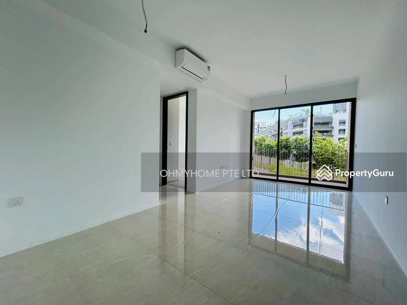Prop-GPT: Condominium: D27 Yishun The Watergardens at Canberra