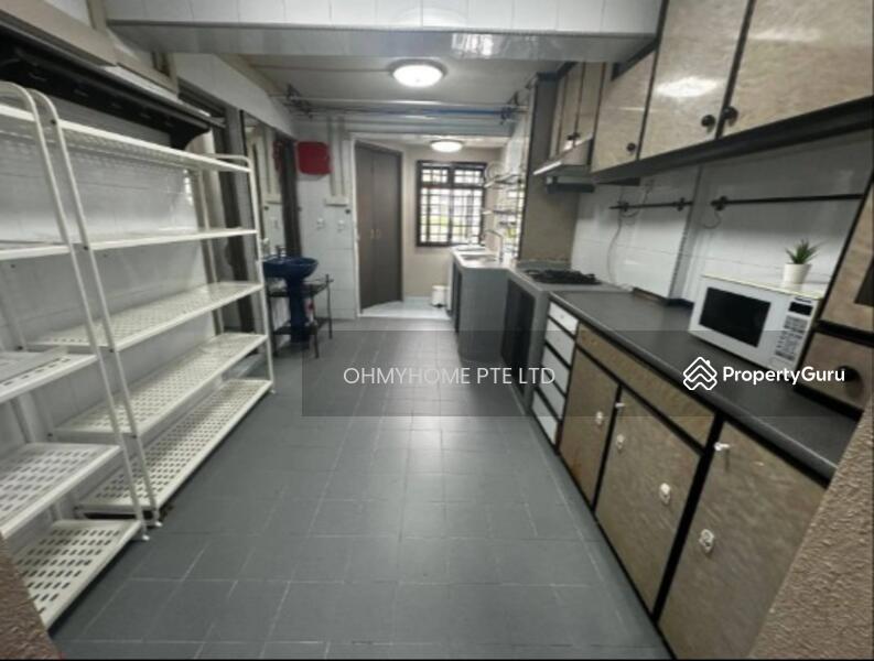 HDB Flat for Sale, 19 Ghim Moh Road, SGD 475,000 | 99-year lease