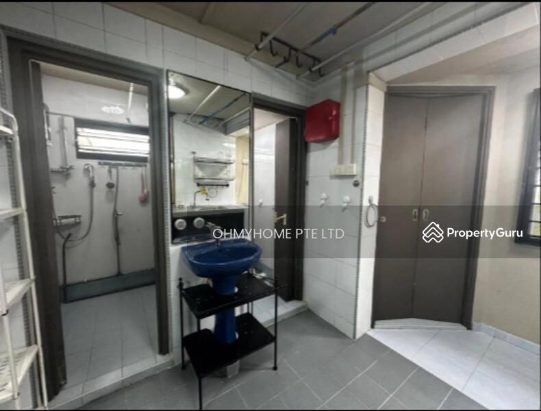 HDB Flat for Sale, 19 Ghim Moh Road, SGD 475,000 | 99-year lease