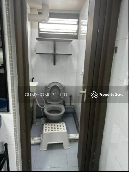 HDB Flat for Sale, 19 Ghim Moh Road, SGD 475,000 | 99-year lease
