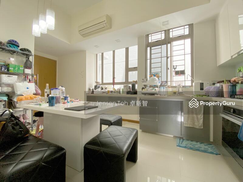 Condominium for Sale: D19, 546695