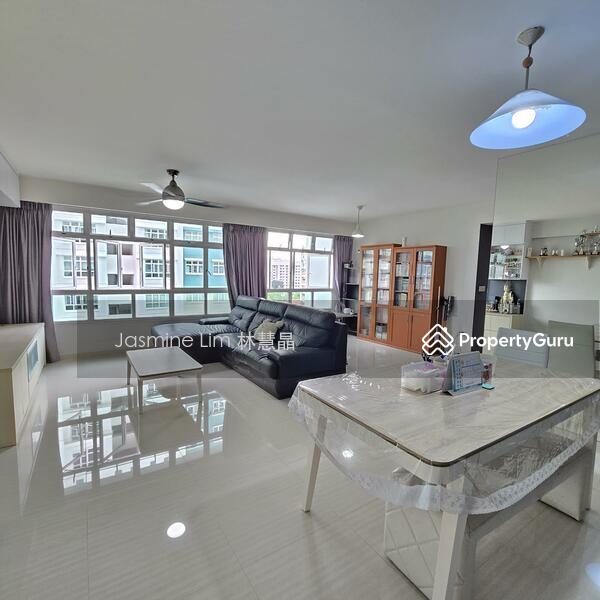Prop-GPT: HDB Flat: D27 Yishun 315A Yishun Greenwalk
