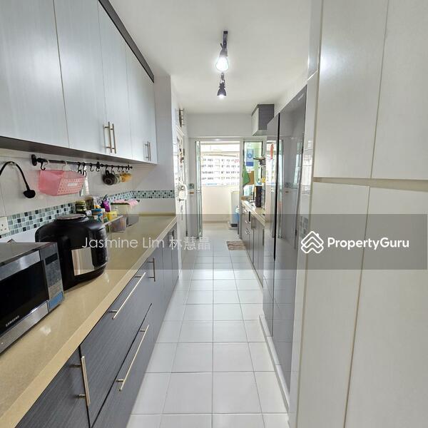 HDB Flat for Sale, 315A Yishun Greenwalk, SGD 788,000 | 99-year lease