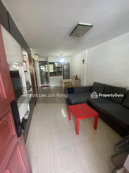 Prop-GPT: HDB Flat: D12  66 Kallang Bahru