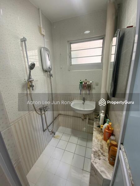 HDB Flat for Sale: D12, 330066
