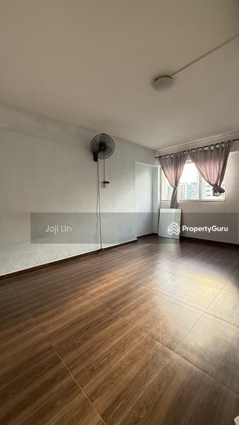 HDB Flat for Sale, 7 Saint George's Lane, SGD 468,000 | 99-year lease