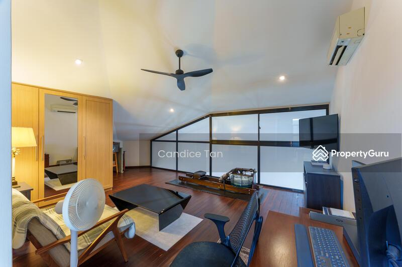 Corner Terrace for Sale: D15, 423649