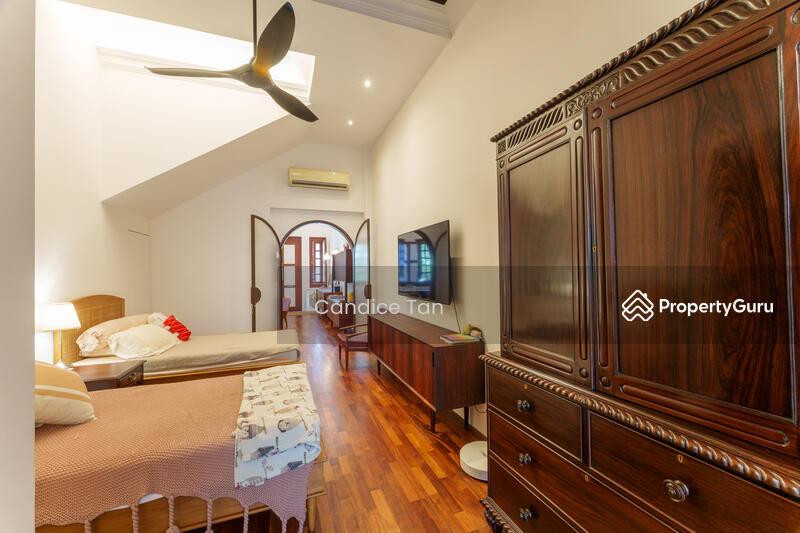 Corner Terrace for Sale: D15, 423649