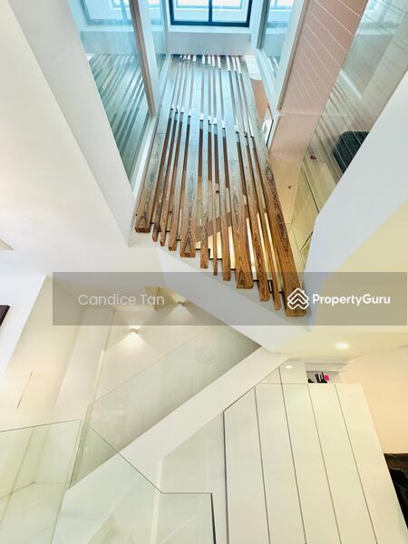 Terrace for Sale: D15, 458900