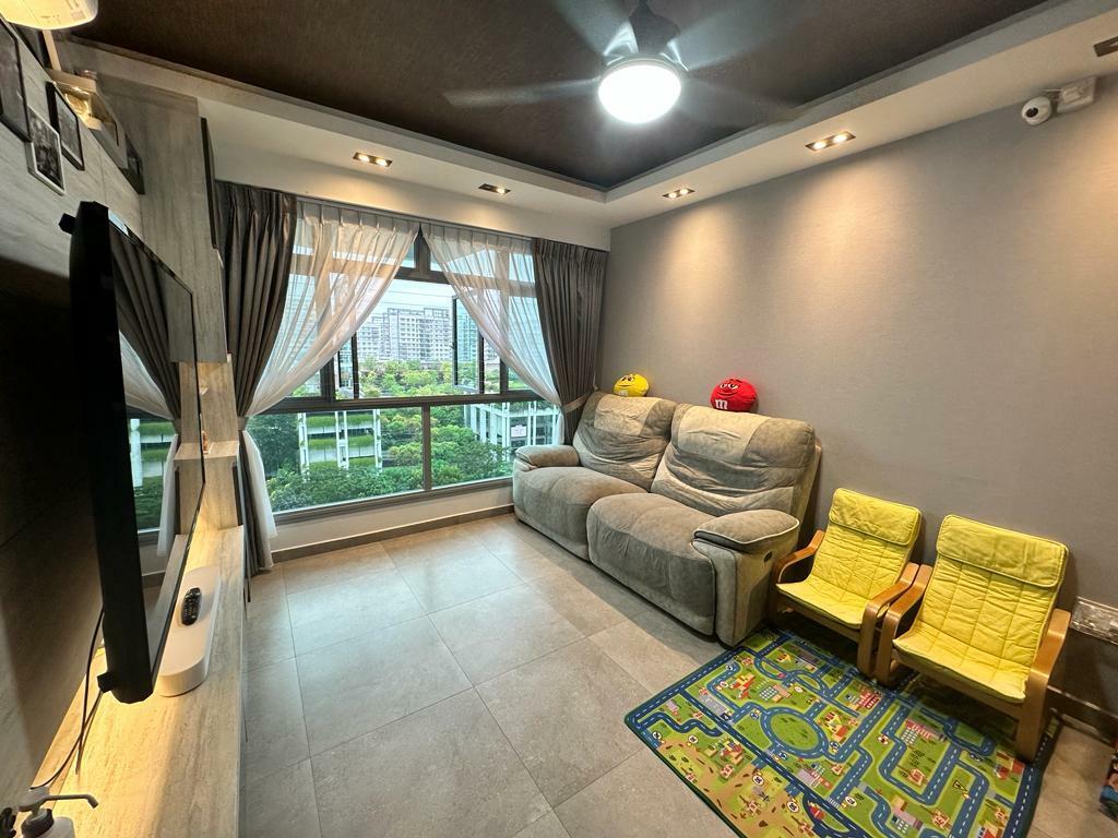 Prop-GPT: HDB Flat: D19 Punggol 684D Edgedale Plains