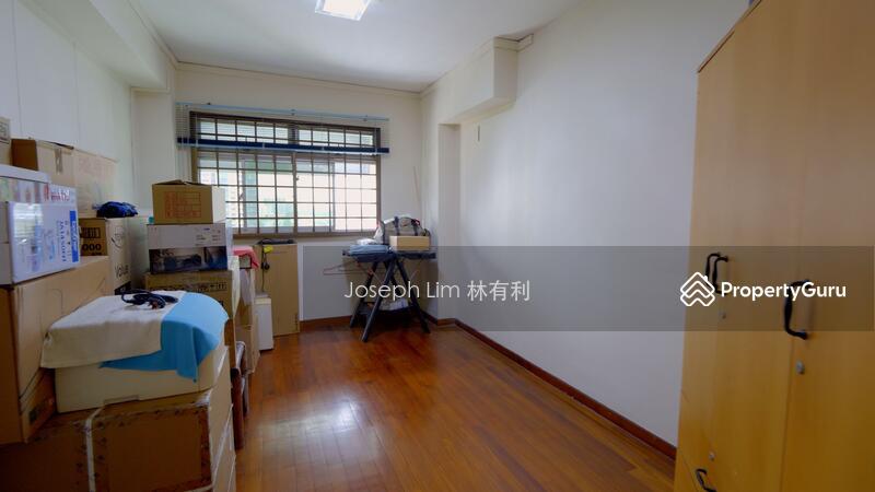 HDB Flat for Sale, 172 Lorong 1 Toa Payoh, SGD 900,000 | 99-year lease