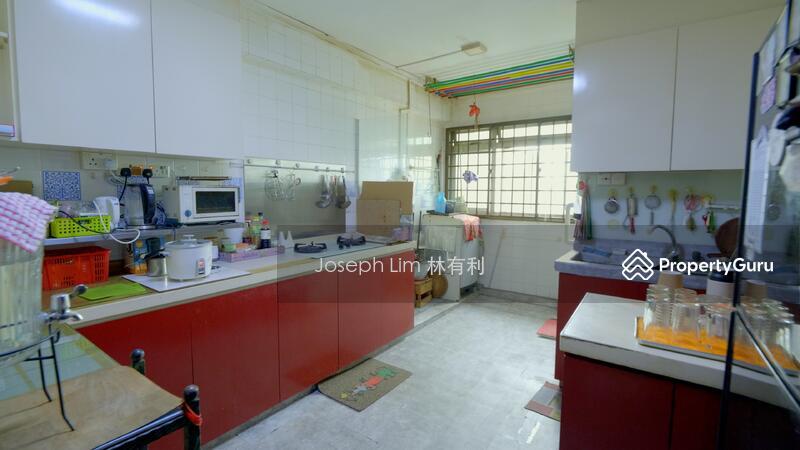 HDB Flat for Sale, 172 Lorong 1 Toa Payoh, SGD 900,000 | 99-year lease
