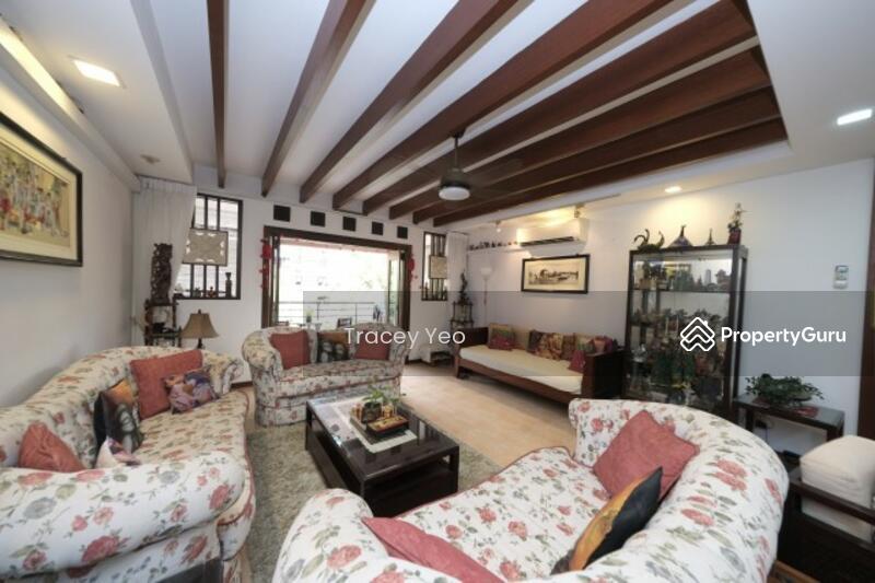 Prop-GPT: Condominium: D17  Loyang Valley