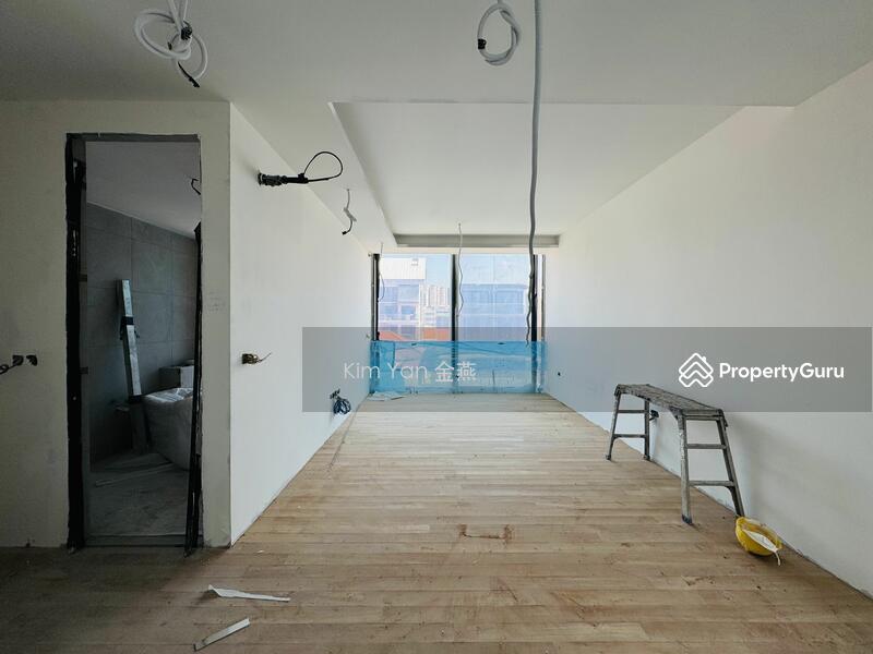 Terrace for Sale, Brand new & freehold, 5 levels with Lift, entertainment Hall & Home office, 5 big bedrooms ensuite, SGD 6,950,000 | Freehold