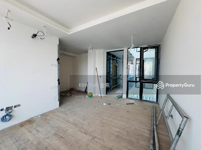 Terrace for Sale, Brand new & freehold, 5 levels with Lift, entertainment Hall & Home office, 5 big bedrooms ensuite, SGD 6,950,000 | Freehold