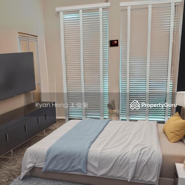Corner Terrace for Sale: D14, 416709