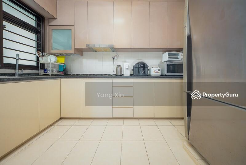 HDB Flat for Sale: D27, 750487