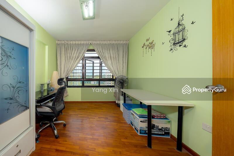 HDB Flat for Sale: D27, 750487